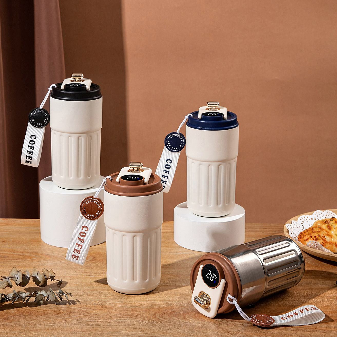 TEMPERATURE COFFEE AND DRINKS MUG VACCUM INSULATED DESIGN